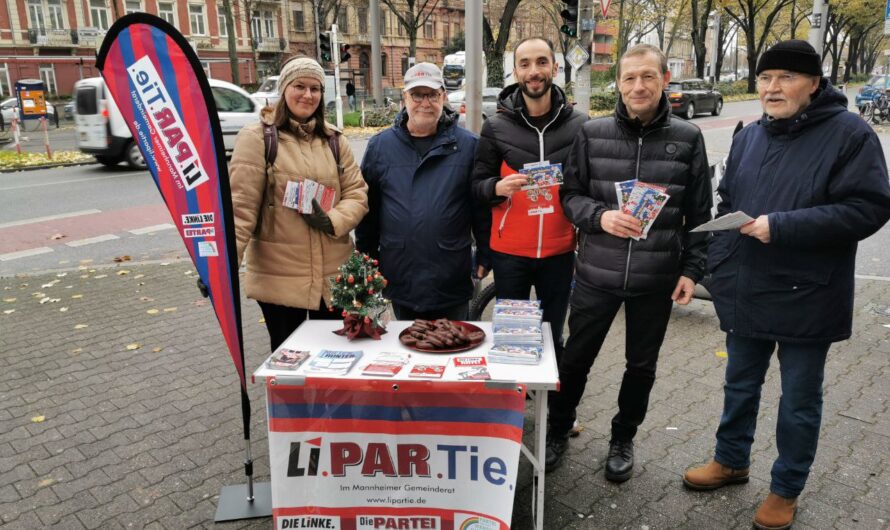 Stand vor dem Jobcenter